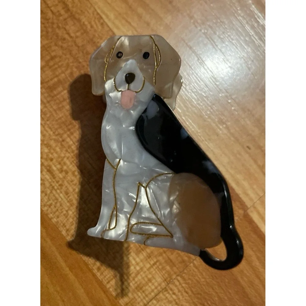 Beagle -shaped hair‎ claw clip